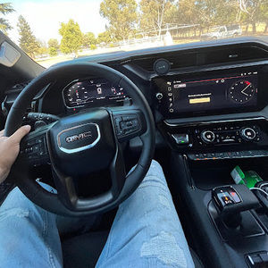 Meet your Posher, Jorge